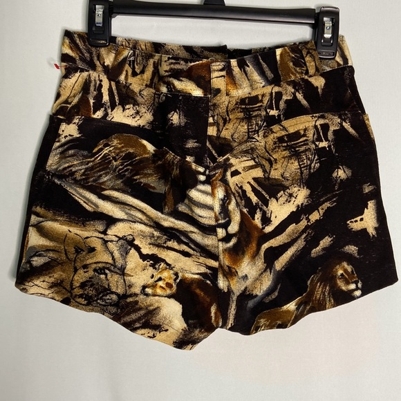 Gottex  Animal Print Lion Denim Shorts Medium - Picture 5 of 8